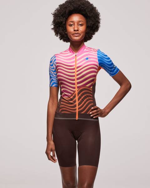 Model is wearing a size XXS Jersey and XS Bib Shorts